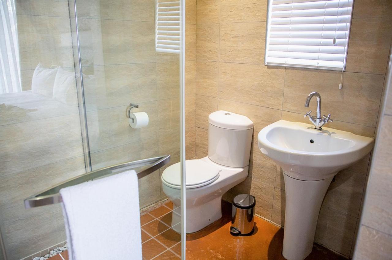 Schimper View Boutique Guest House Louis Trichardt Esterno foto